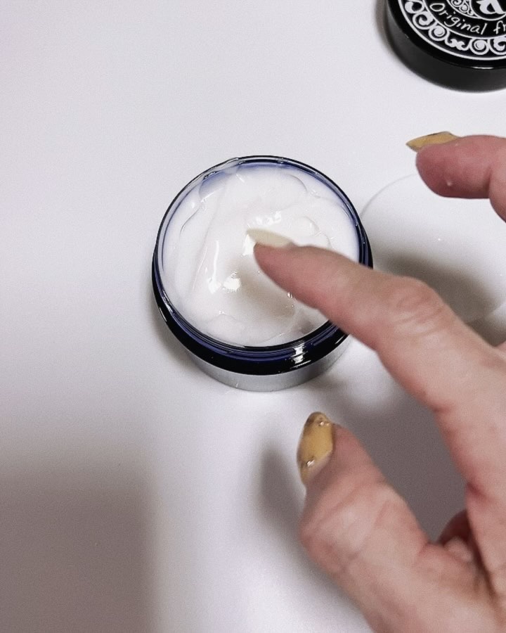 保湿クリーム/ANBAN/オールインワン化粧品の動画クチコミ1つ目