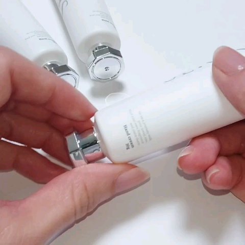 シークルーノ リゾート ハンドクリーム コレクション/SE:CRUNO/ハンドクリームの動画クチコミ1つ目