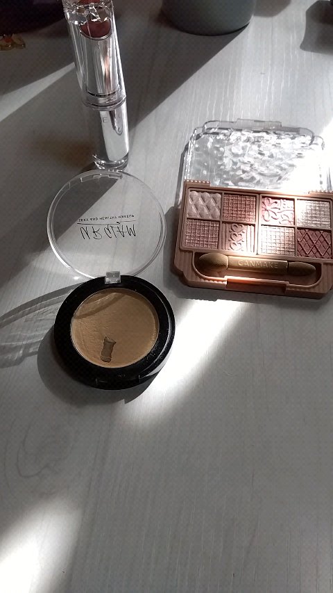 イルミネイティングフィニッシュパウダー　～Abloom～/キャンメイク/プレストパウダーを使ったクチコミ（1枚目）