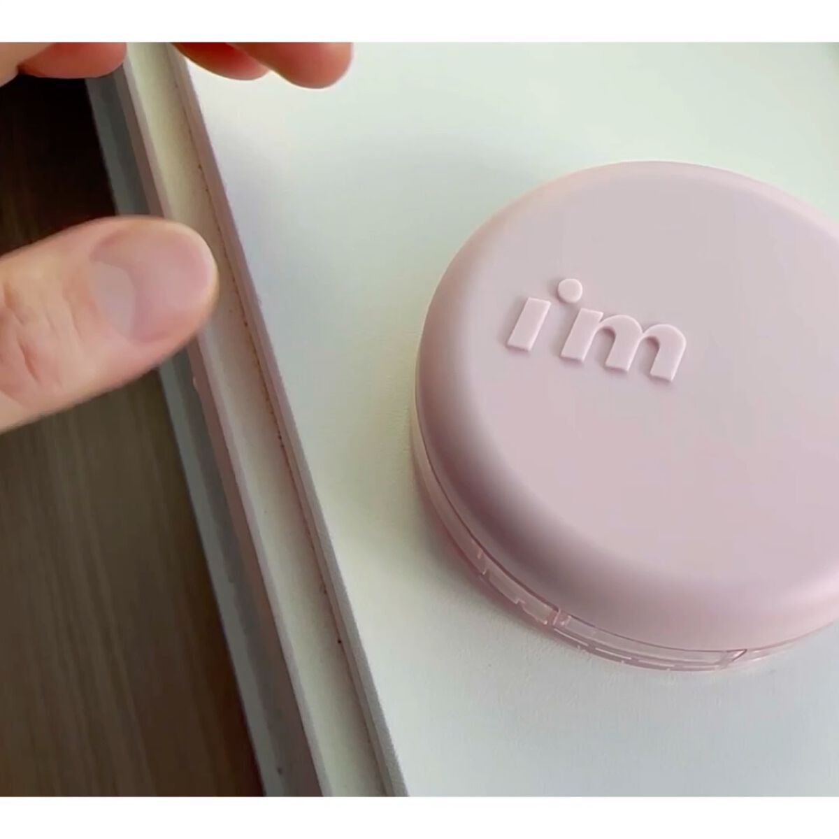 ワンダーベルベットラスティングクッション/i’m meme/クッションファンデーションを使ったクチコミ（2枚目）