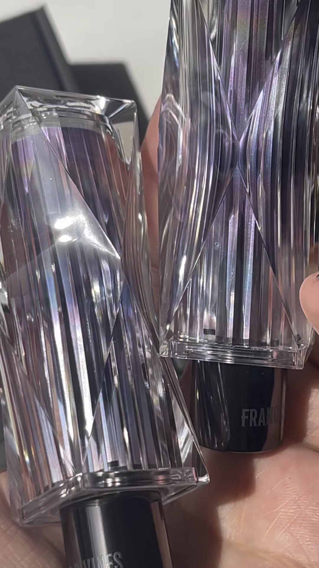 ルージュ ウーフォリ ドゥ ラ ソワ/FRANGES DIVINES/口紅を使ったクチコミ（1枚目）