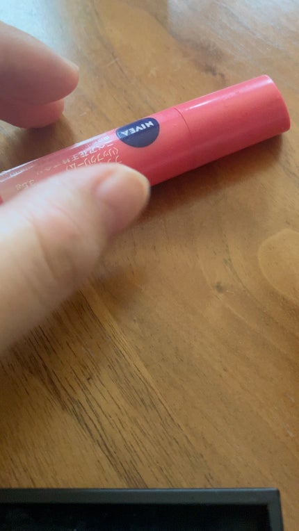 モイストピュアカラーリップ/ニベア/リップクリームの人気ショート動画