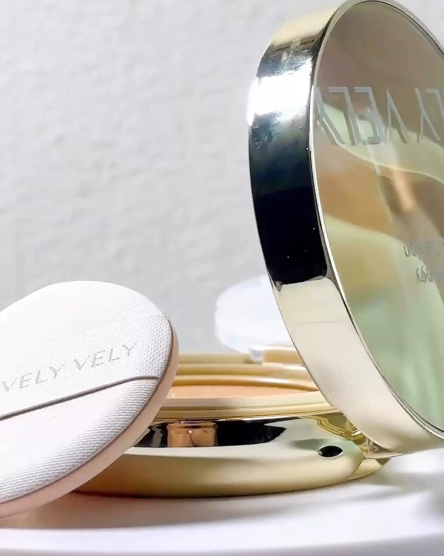 はちみつツヤ肌クッションファンデ/VELY VELY/クッションファンデーションを使ったクチコミ（2枚目）