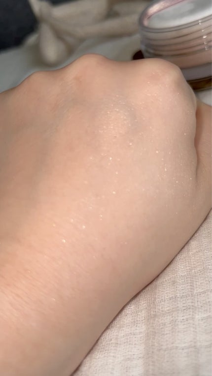 フレグランスリッチパウダー J(ペアーの香り)/パルガントン/ルースパウダーの動画クチコミ5つ目