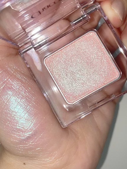 マルチカラーバリエーション トゥインクル/チャコット・コスメティクス/単色アイシャドウの人気ショート動画