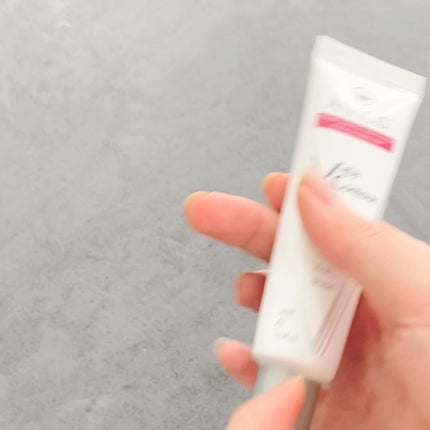 ベラコントゥアーフォーミングクリーム/ANACIS/フェイスクリームを使ったクチコミ(3枚目)