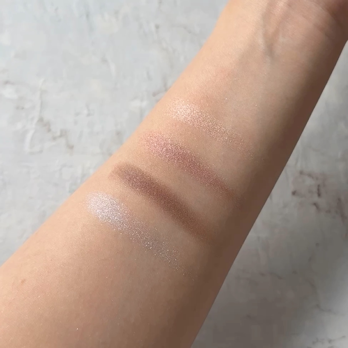 レ キャトル オンブル ビザンス  328 パリュール クリスタル/CHANEL/アイシャドウパレットを使ったクチコミ（3枚目）