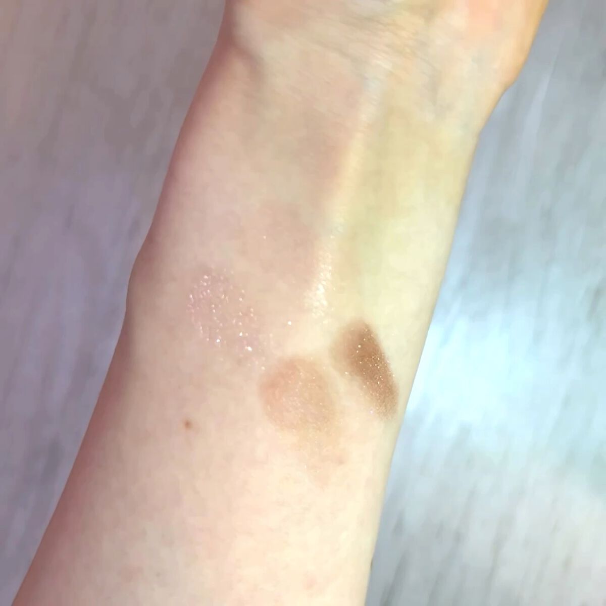 ベージュトーンアイシャドウ/CEZANNE/アイシャドウパレットを使ったクチコミ（3枚目）