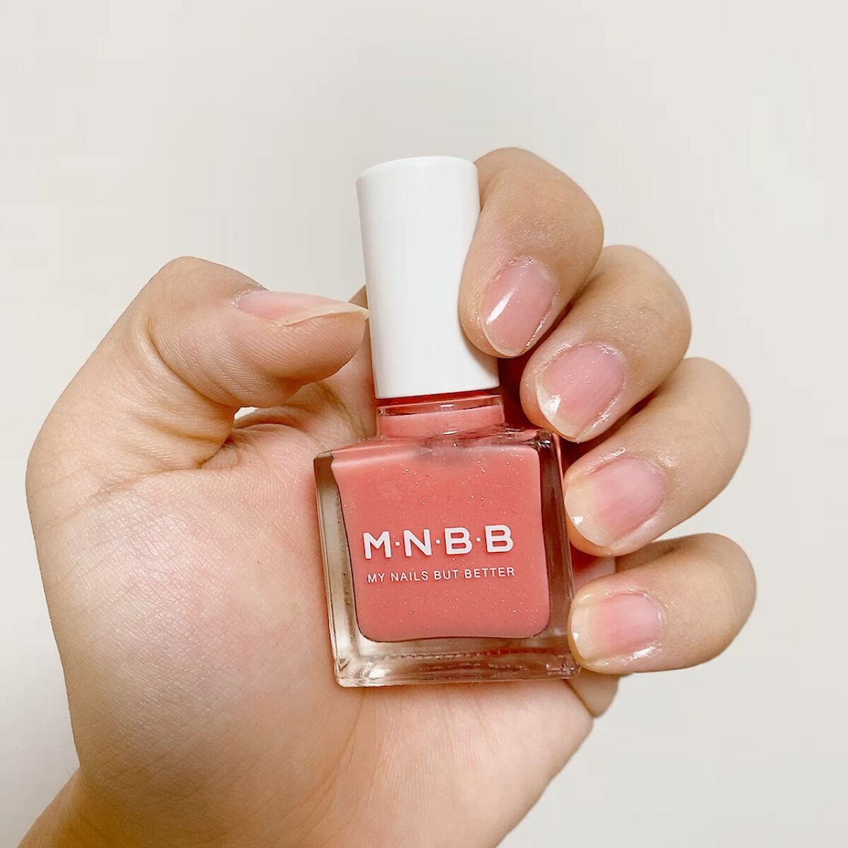 パーフェクトネイルコート カラー/M･N･B･B/オールインワンネイルの動画クチコミ3つ目