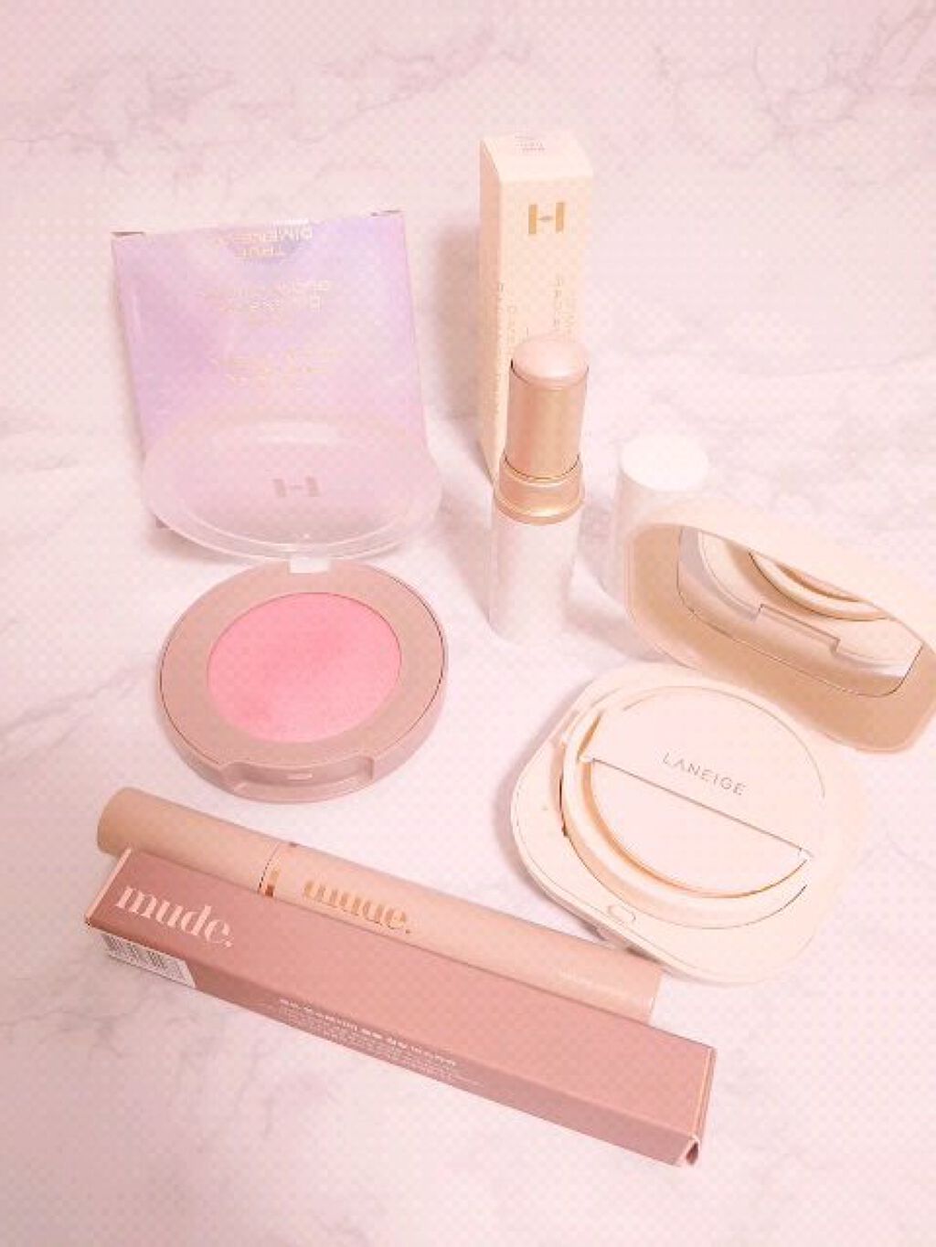 トゥルーディメンショングロウチーク/hince/パウダーチークを使ったクチコミ（1枚目）