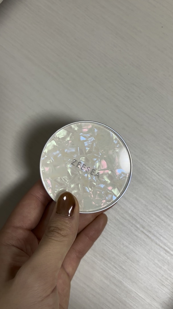 ZEESEA 「ゼロ」粉感皮脂コントロールルースパウダー/ZEESEA/ルースパウダーの人気ショート動画