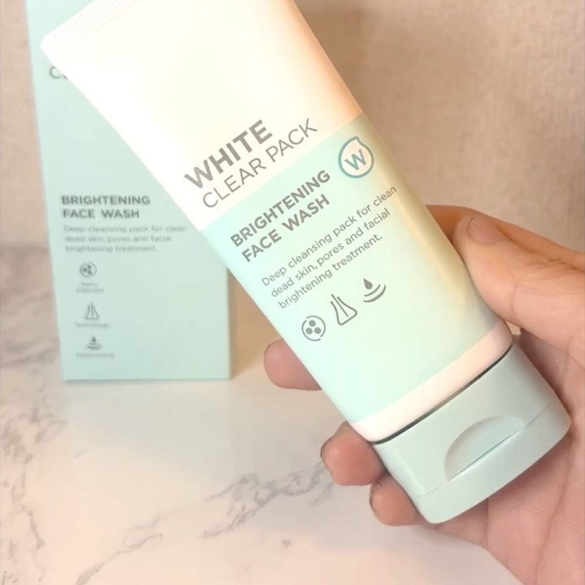 W・ホワイトクリアパック/ホワイピュア/洗い流すパック・マスクの動画クチコミ1つ目