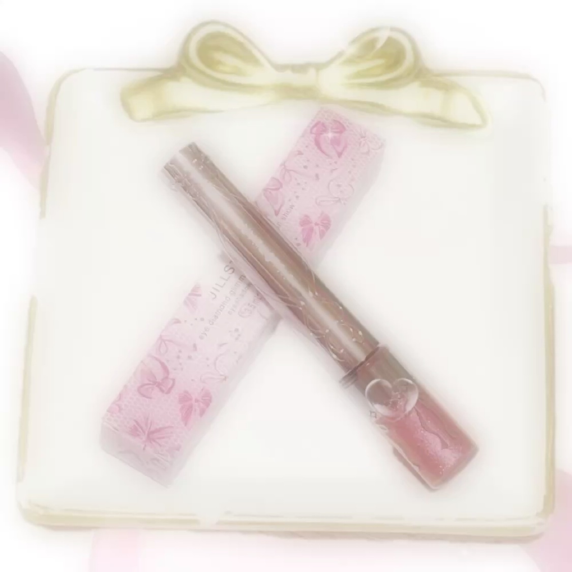 ジルスチュアート　アイダイヤモンド グリマー/JILL STUART/グリッターを使ったクチコミ（1枚目）