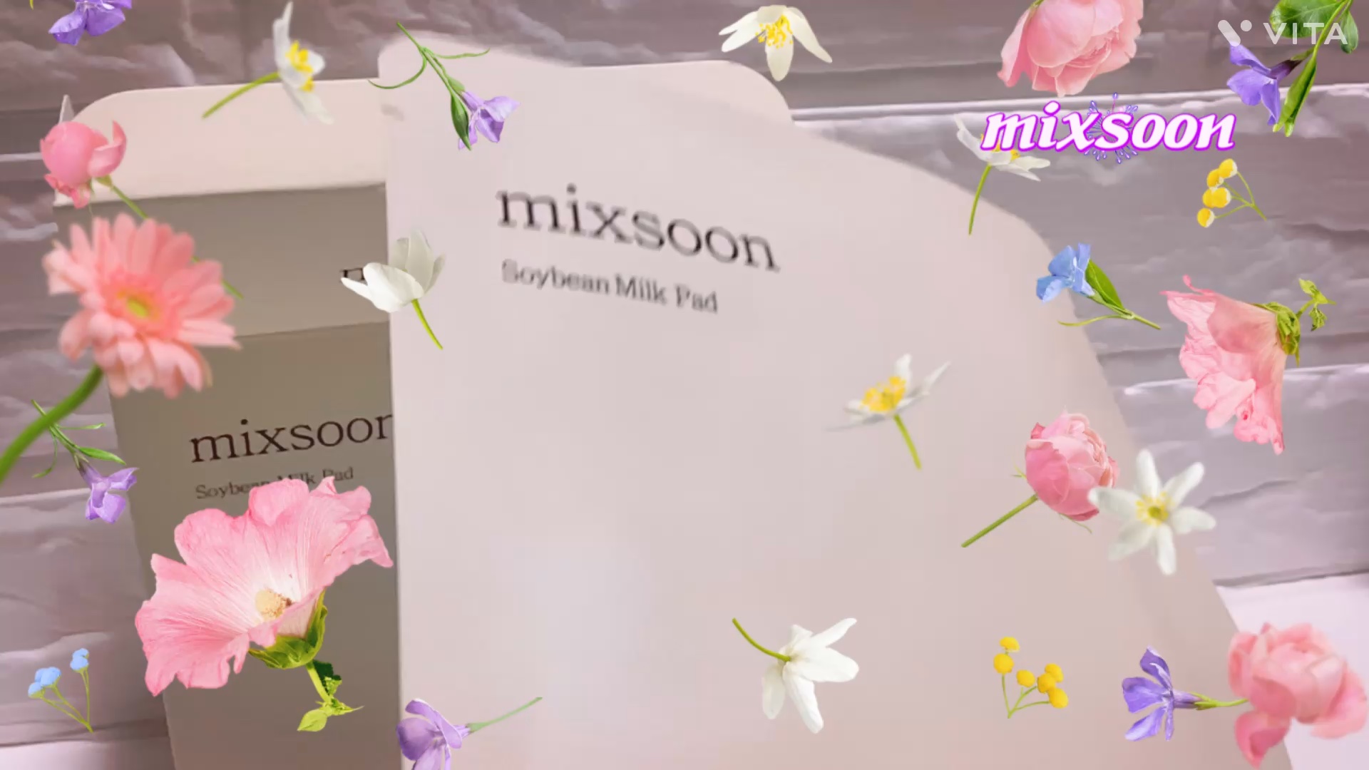 豆乳のうるおいで、みずみずしく整える

mixsoon（ミクスン）のソイビーンミルクパッド（豆乳パッド）

個包装でとても衛生的に使えます🥰

美容的な魅力として⬇️
1. 角質層までうるおいを届ける、やさしい拭き取りパッド

化粧水を含