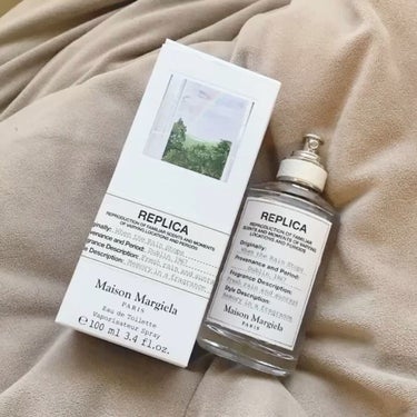 MAISON MARTIN MARGIELA PARFUMS レプリカ オードトワレ ウェン ザ レイン ストップス のクチコミ「🌈マルタンマルジェラ レプリカ オードトワレ When the rain stops

彼と一.....」（1枚目）