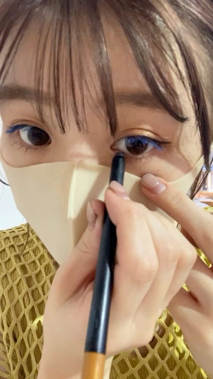 カラーリングソフトアイライナー/uneven/ペンシルアイライナーの人気ショート動画