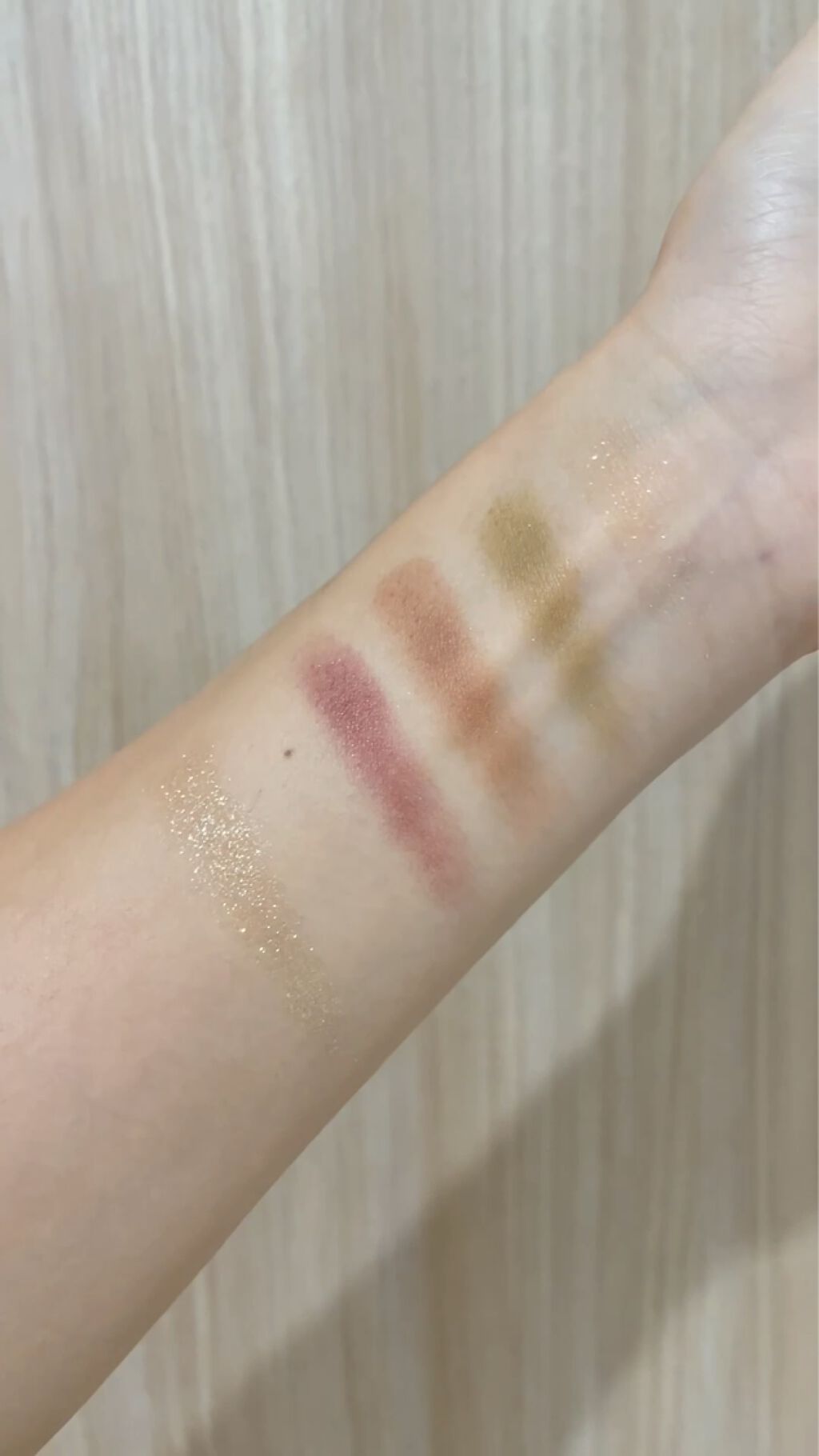 トーン タッチ アイズ/SUQQU/単色アイシャドウを使ったクチコミ（3枚目）