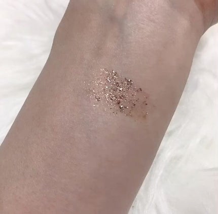 グリッターイルミネーションライナー/CipiCipi/リキッドアイライナーを使ったクチコミ(3枚目)