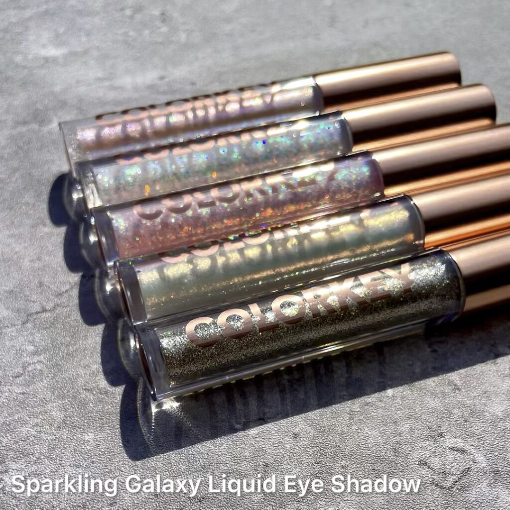 スパークリングギャラクシーリキッドアイシャドウ/COLORKEY/リキッドアイシャドウの人気ショート動画