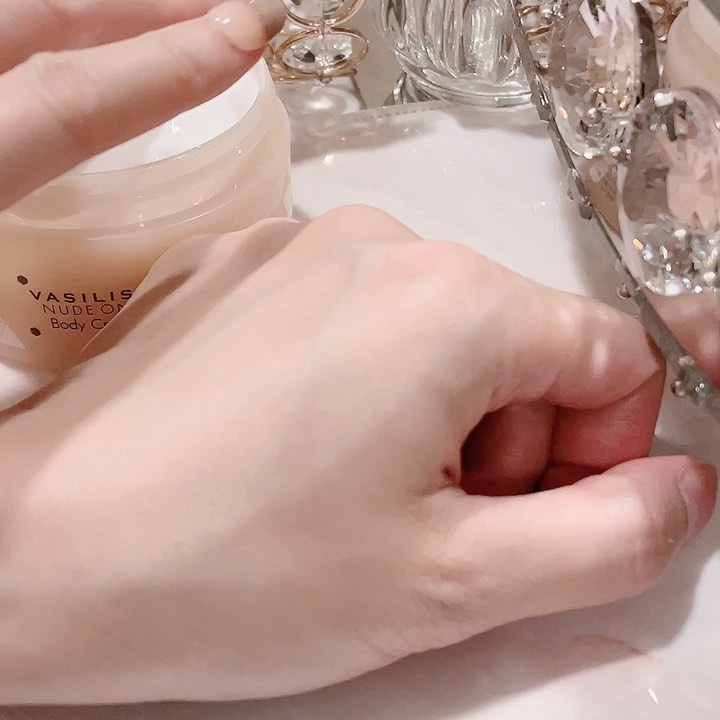 ヌード ワン フレグランスボディクリーム/ヴァシリーサ/ボディクリームの動画クチコミ2つ目