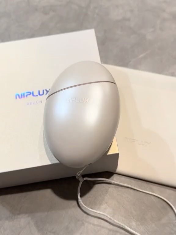 NIPLUX BEGUNのクチコミ「NIPLUXさんのキャンペーンにて当選しまして、
筋膜ガンこと、BEGUN.いただきました💛
.....」（3枚目）