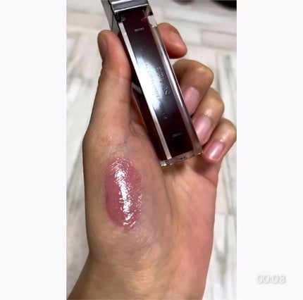 ミネラルリッププランパー シアー/エトヴォス/リッププランパーを使ったクチコミ(4枚目)