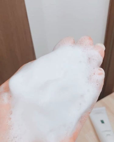 GLACIER CENTELLA CLEANSING FOAM/feelxo/クレンジングクリームの動画クチコミ4つ目
