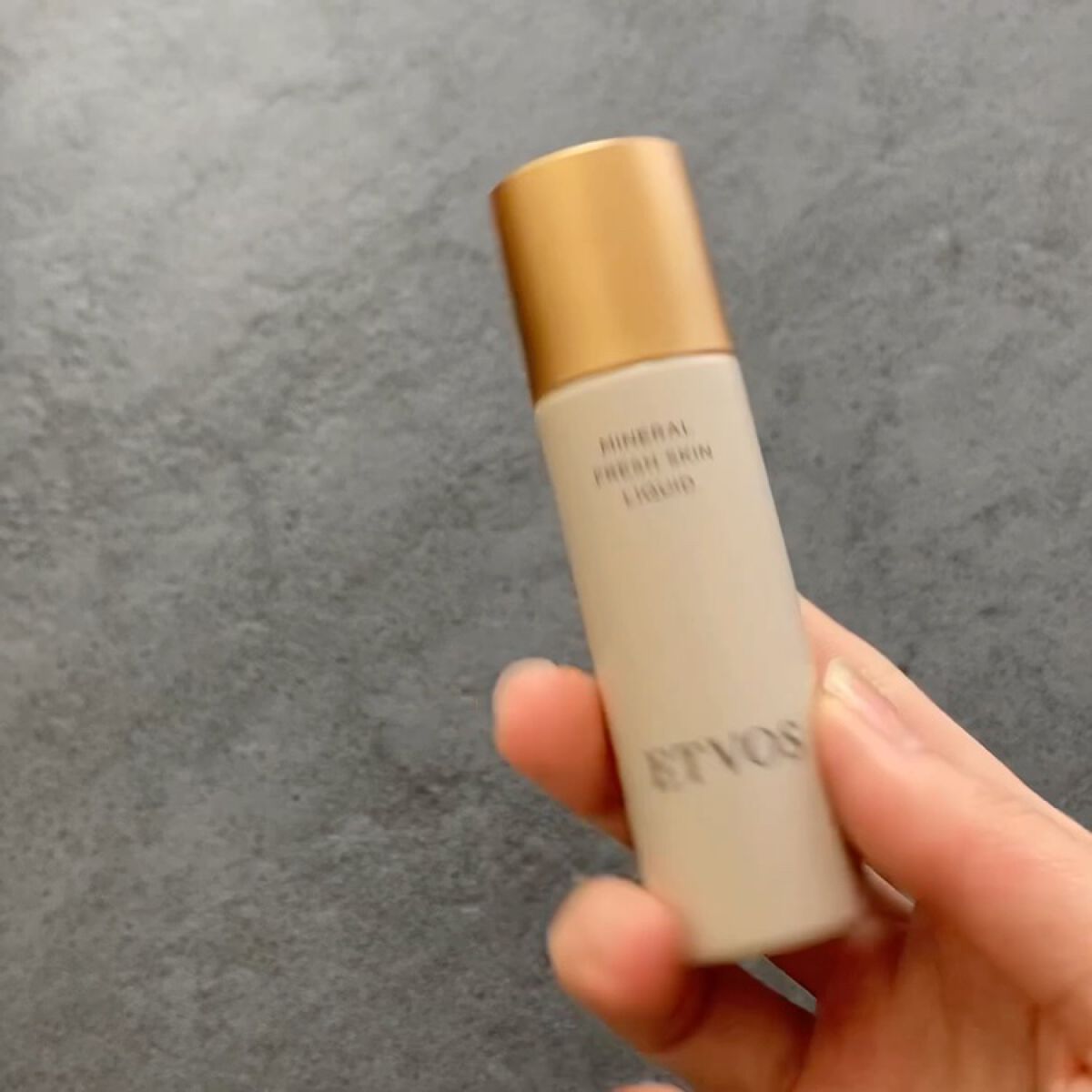 ミネラルフレッシュスキンリキッド/エトヴォス/リキッドファンデーションを使ったクチコミ（3枚目）
