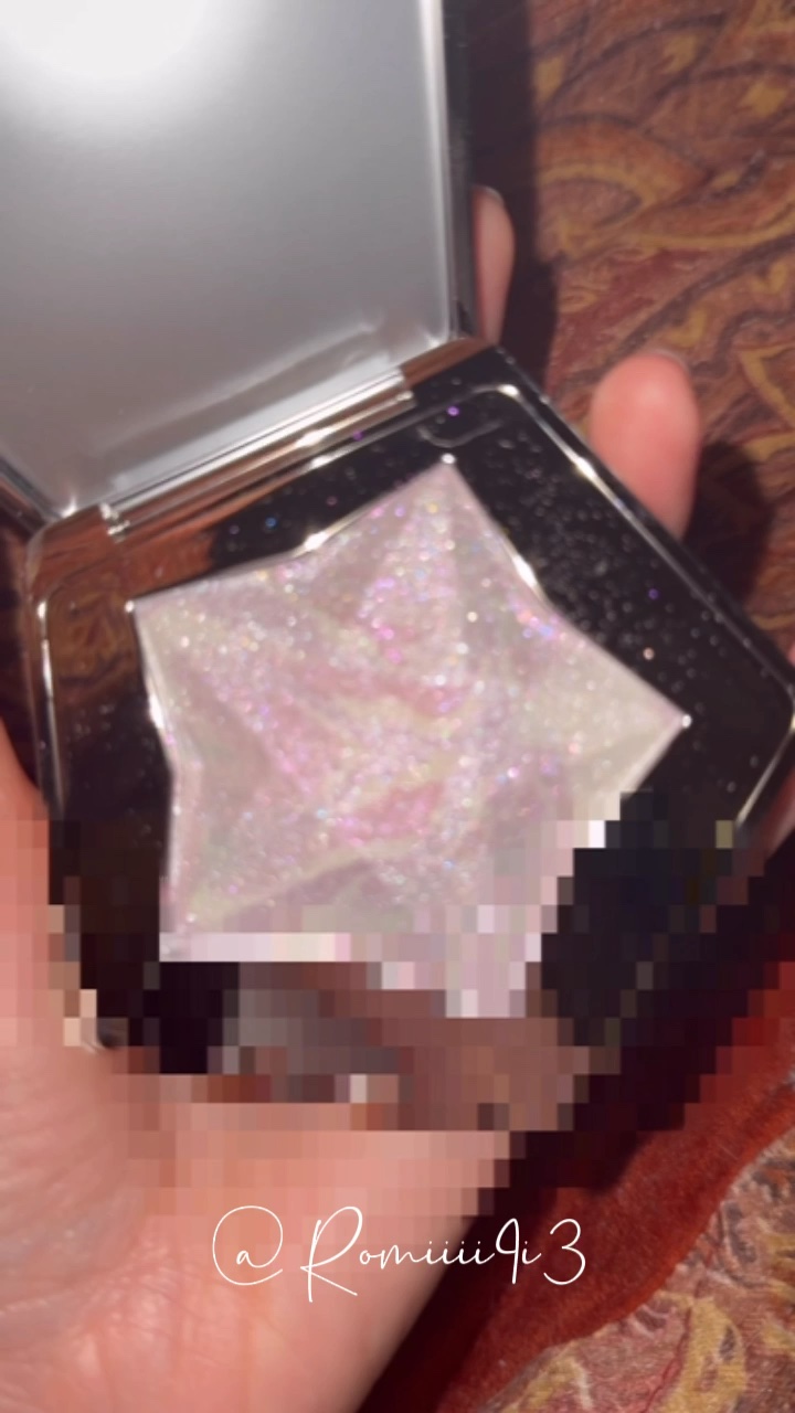 スターダストダイヤモンドハイライトパウダー/PERFECT DIARY/パウダーハイライトの動画クチコミ5つ目