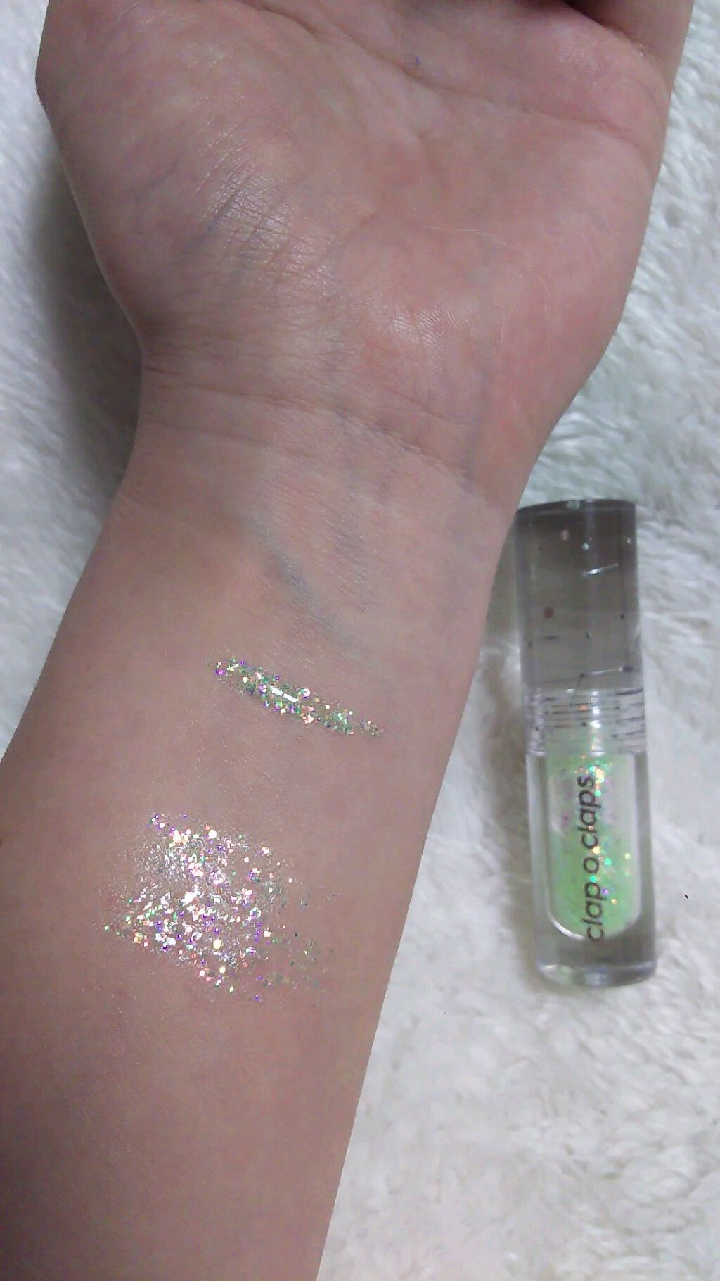 Starchaser Glitter Liquid Eye Shadow/clap o claps/リキッドアイシャドウの動画クチコミ1つ目