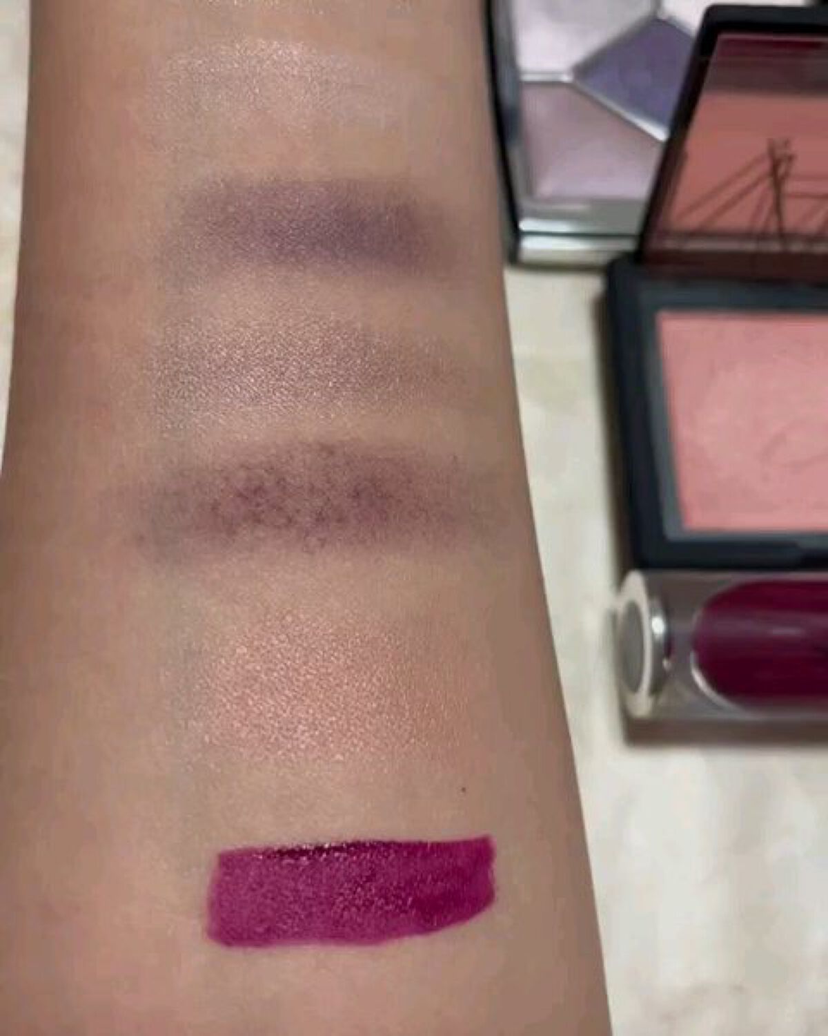 M·A·C ロックド キス インク リップカラー/M・A・C/口紅の動画クチコミ2つ目