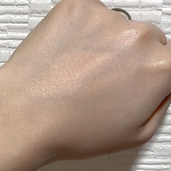 ジルスチュアート　ルーセントシフォン　トーンアップ プライマー/JILL STUART/化粧下地の動画クチコミ5つ目