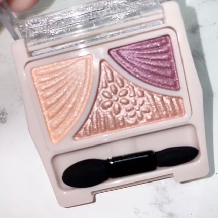 ジューシーピュアアイズ/キャンメイク/アイシャドウパレットを使ったクチコミ(3枚目)