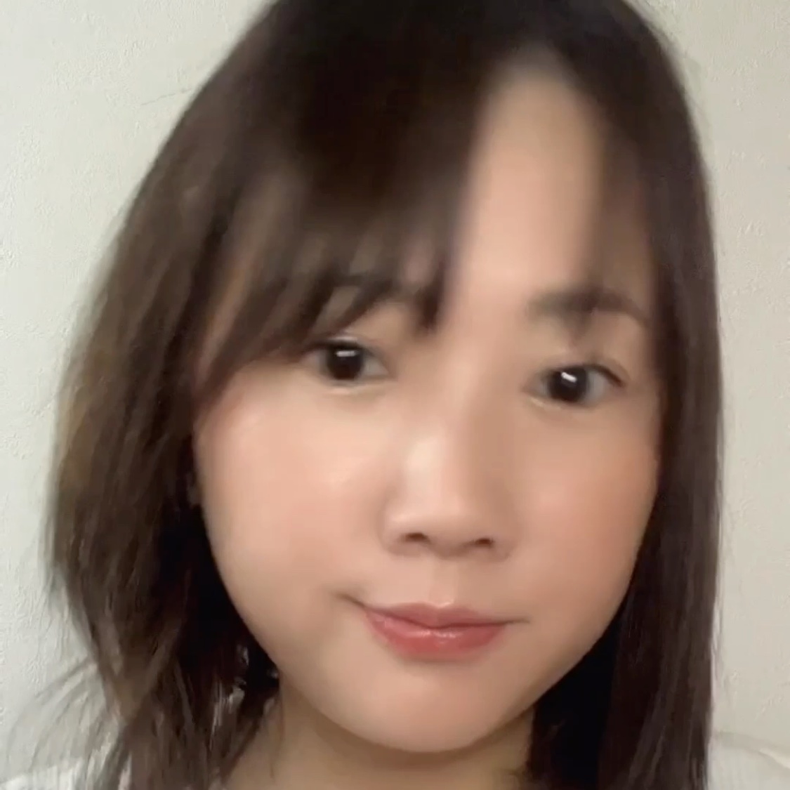 ストレートアイロン/ルピリーナ/その他スタイリングの動画クチコミ4つ目