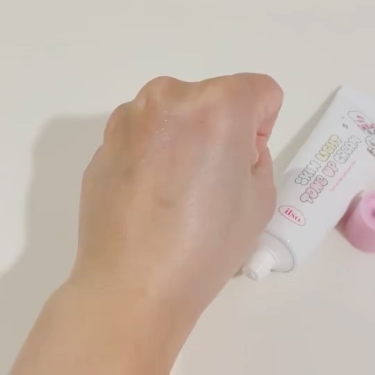 ILSO × ESTHER BUNNY スキンライトトーンアップクリーム/ilso/化粧下地の動画クチコミ2つ目