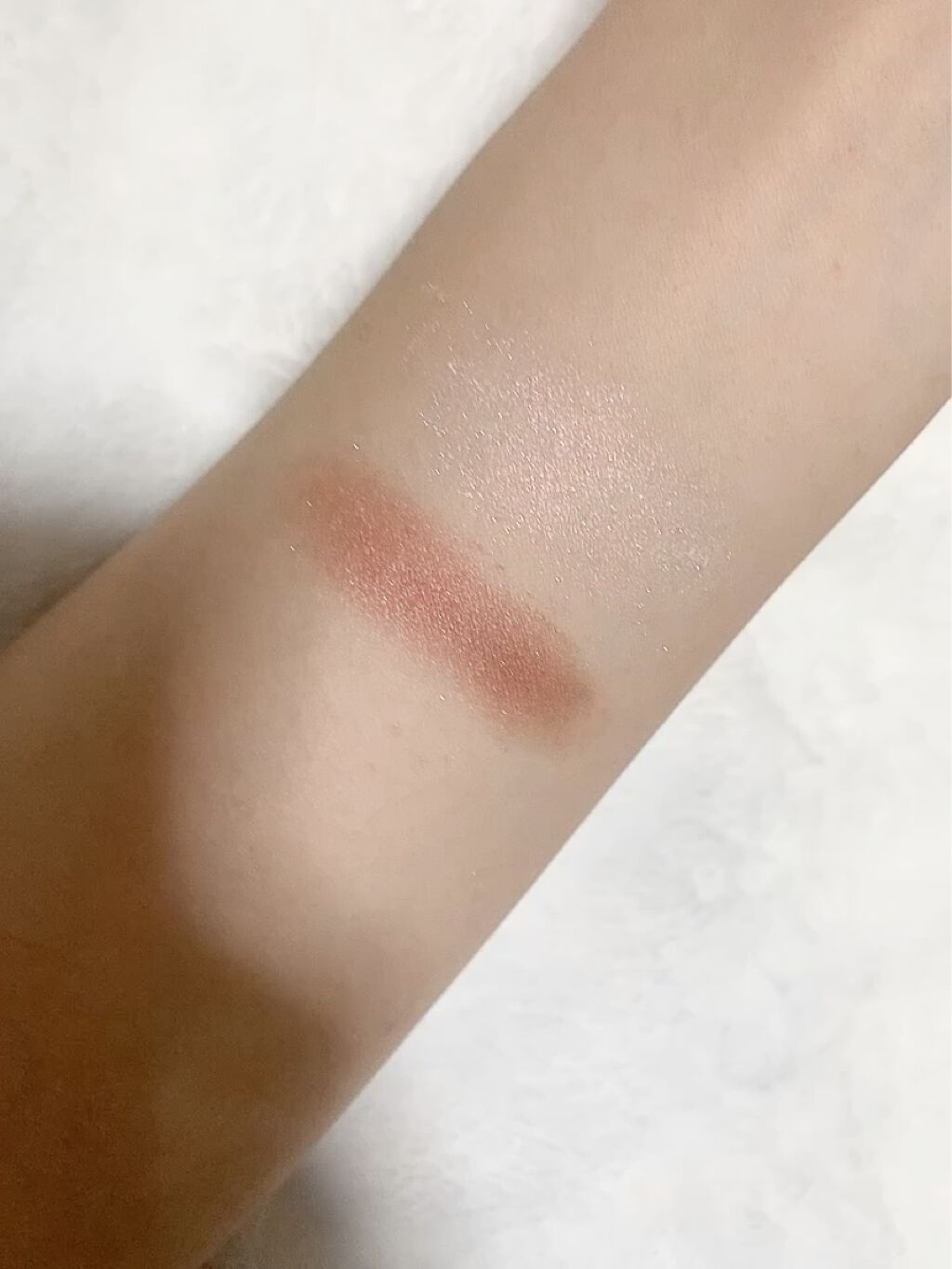 CMBパウダーアイシャドウ/セリア/単色アイシャドウを使ったクチコミ（2枚目）