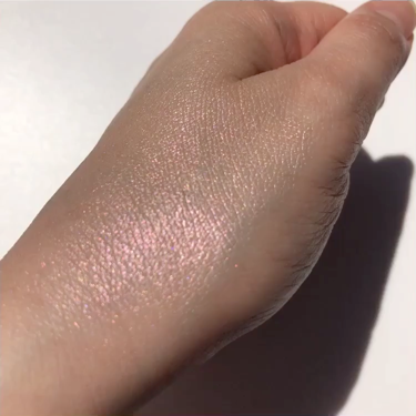 カラーステイエンドレスグロウリキッドハイライター/REVLON/リキッドハイライトを使ったクチコミ（3枚目）