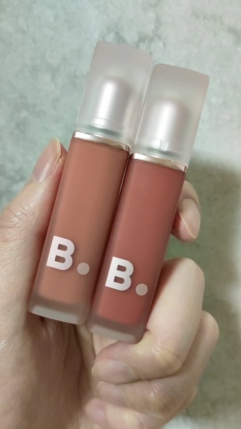 シアーベルベットベールティント /BANILA CO/リップティントの動画クチコミ3つ目