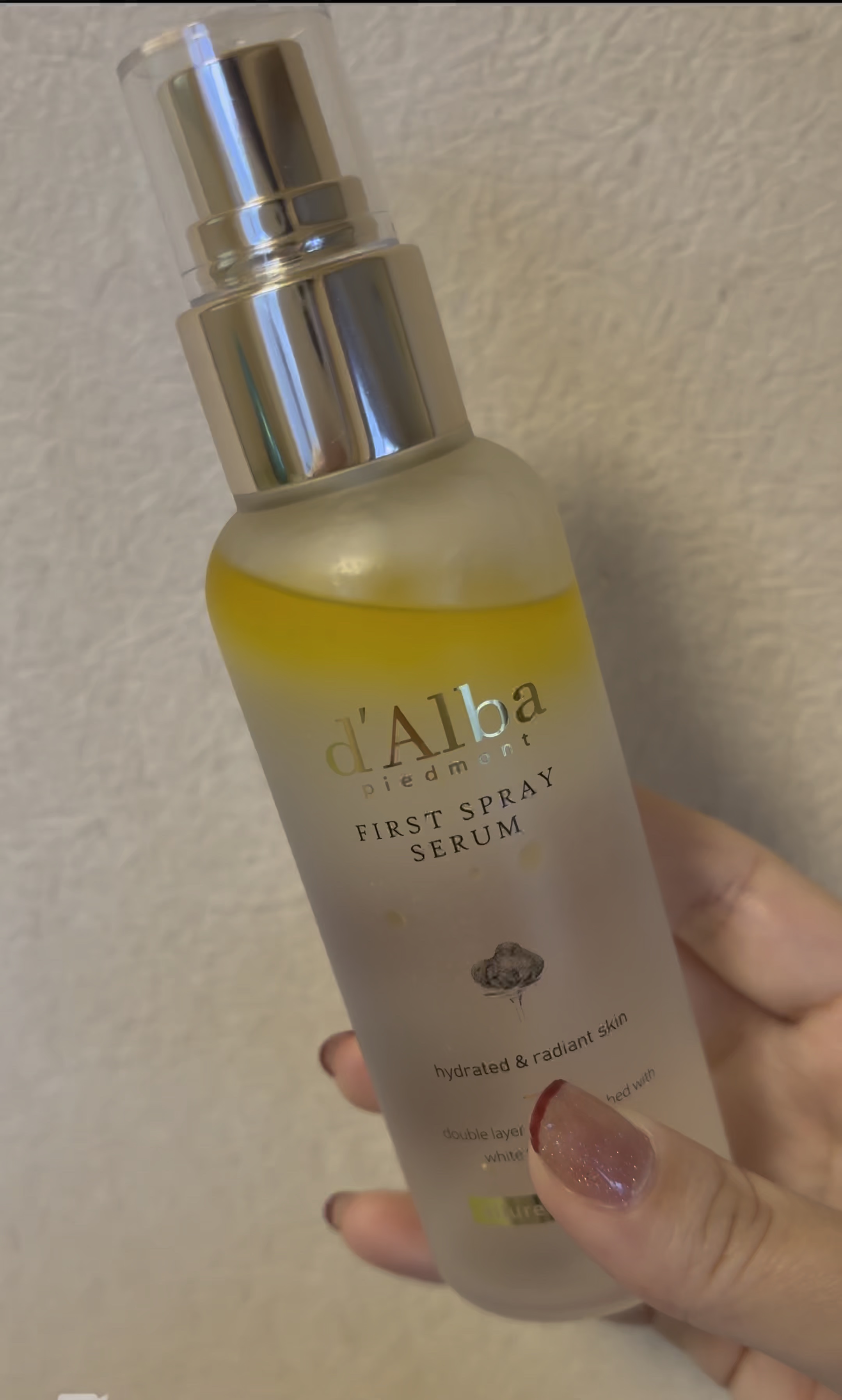 ダルバ ホワイトトリュフファーストスプレーセラム/ダルバ/ミスト状化粧水の人気ショート動画