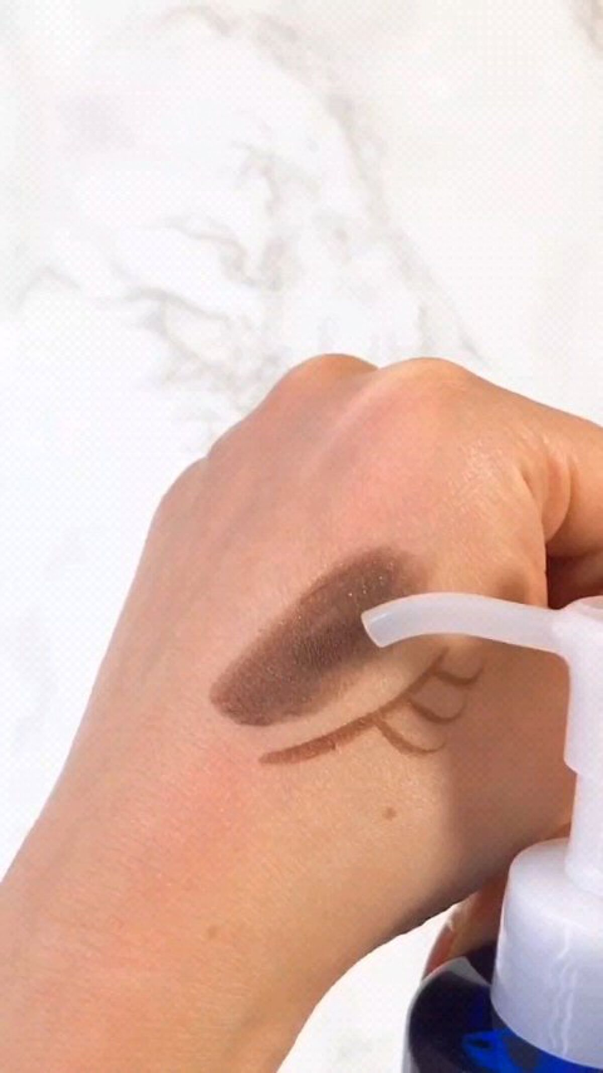 Ｗクレンジング /イオナ スパ＆ミネラル/オイルクレンジングの人気ショート動画