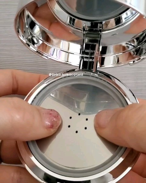 リードルショットシナジークッション/VT/クッションファンデーションの動画クチコミ3つ目