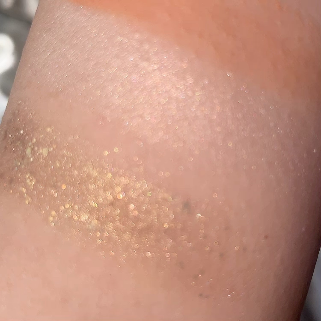 ビーマイパーフェクトマルチパレットミニ/Milk Touch/アイシャドウパレットの動画クチコミ1つ目