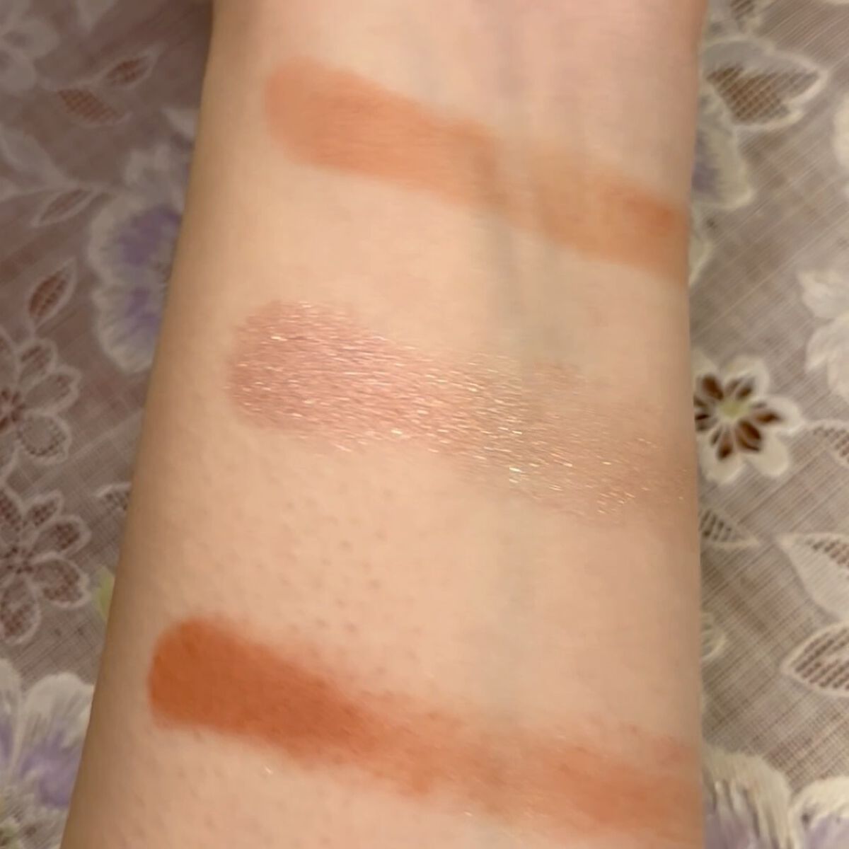 ルージュ リップジュエル ジェミーサテン/JILL STUART/口紅の動画クチコミ2つ目