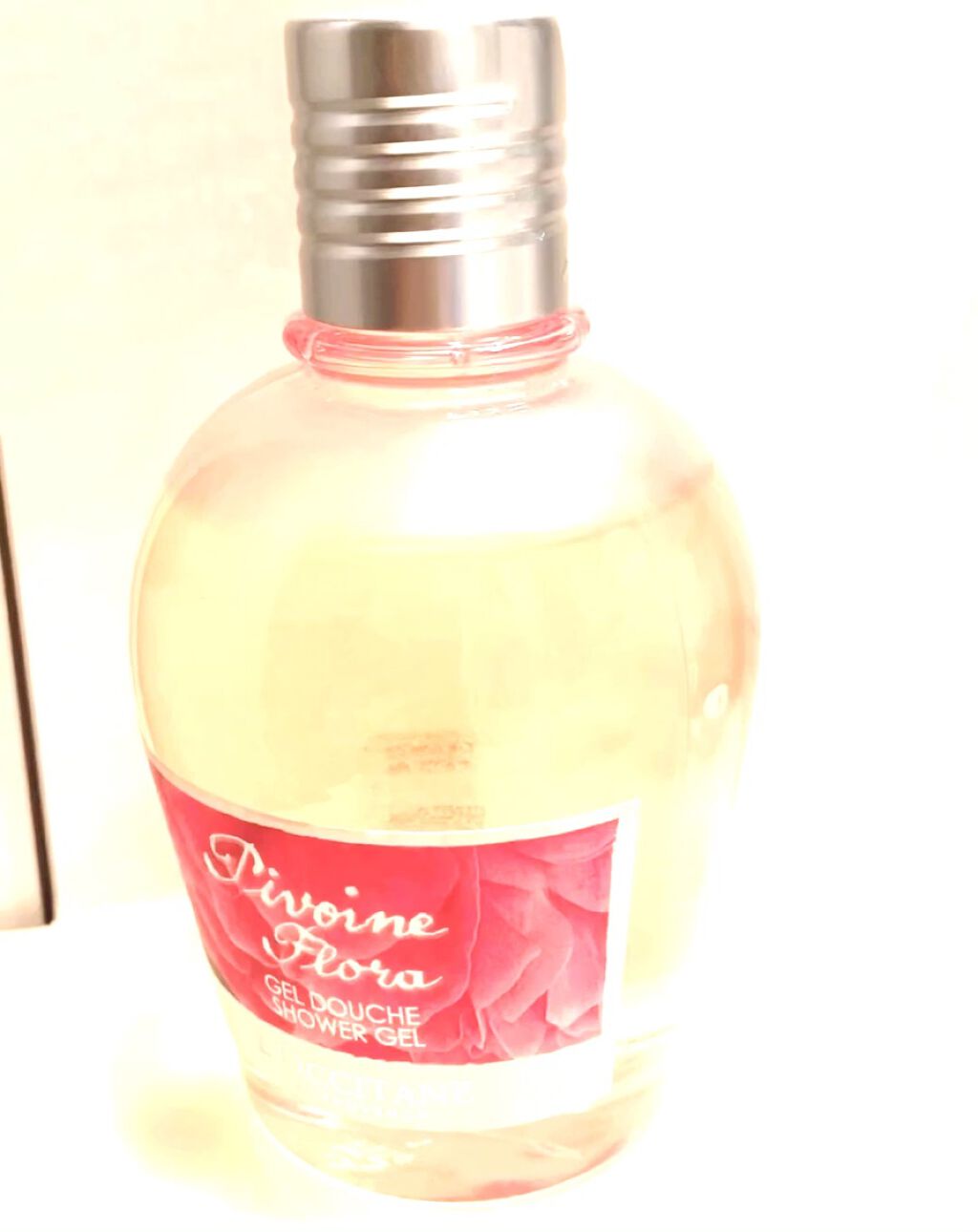 L'OCCITANE ピオニー シャワージェルのクチコミ「ロクシタン 
ピオニー シャワージェルは
繊細にボディを洗い上げる、ピオニーウォーター配合のボ.....」（1枚目）