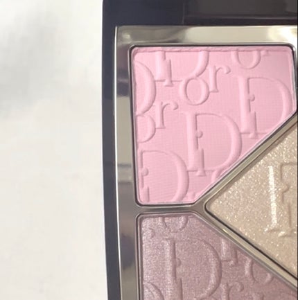 Diorのアイシャドウ ディオールショウ サンク クルール他、1商品 Diorのアイシャドウ ディオールショウ サンク クルール他、1商品