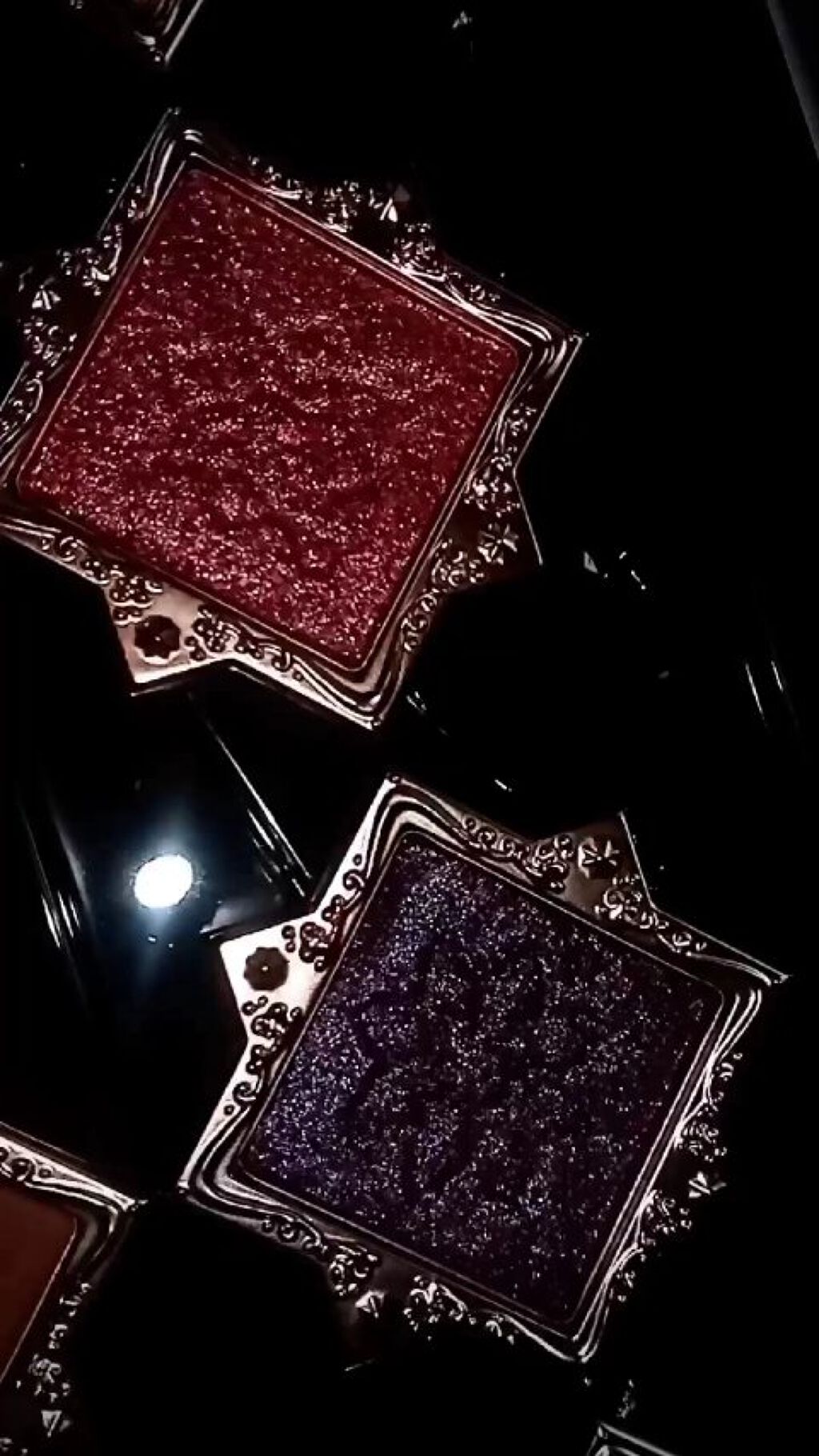 フラワーノーズ ダークエンジェル/ブリリアントプラス/アイシャドウパレットを使ったクチコミ（1枚目）