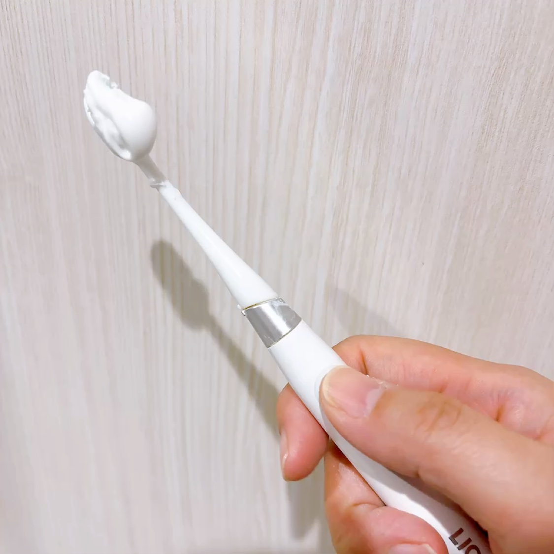 ライオン 電動アシストブラシのクチコミ「✔︎ライオン
電動アシストブラシ





コストコで買った電動歯ブラシ🦷🪥✨

システマ・ク.....」（2枚目）