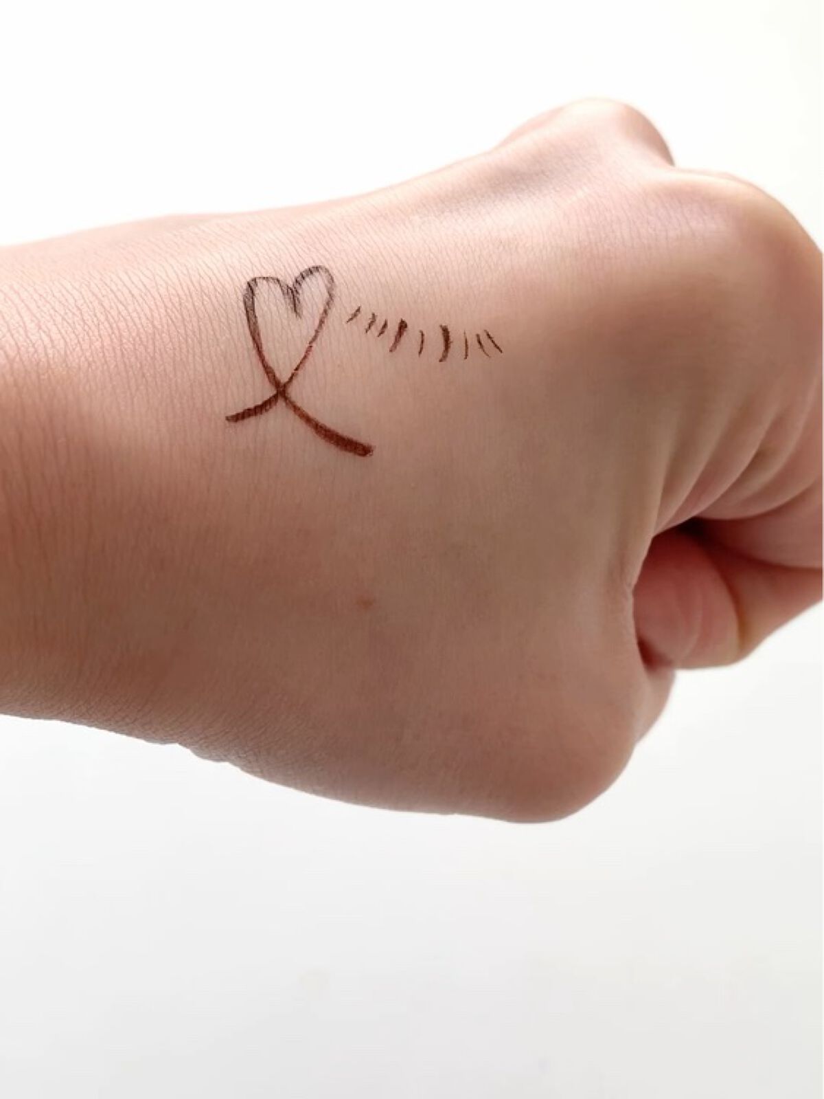 シルキーリキッドアイライナーWP/D-UP/リキッドアイライナーを使ったクチコミ（3枚目）