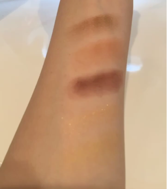 セルヴォーク ヴォランタリー アイズ/Celvoke/単色アイシャドウを使ったクチコミ（3枚目）