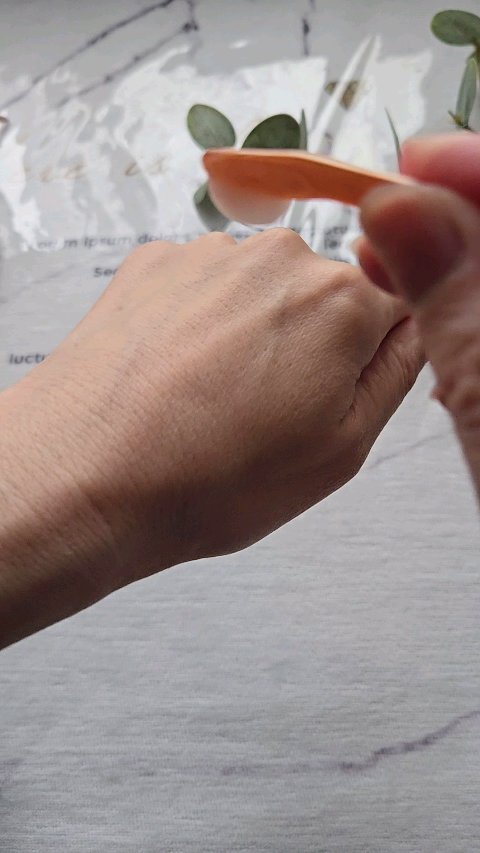 パーフェクトワン 薬用リンクルストレッチジェル/パーフェクトワン/オールインワン化粧品の動画クチコミ4つ目